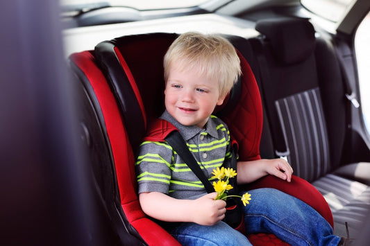 Tips For Keeping Young Children Safe in Booster Seats in the Car - The California Beach Co.