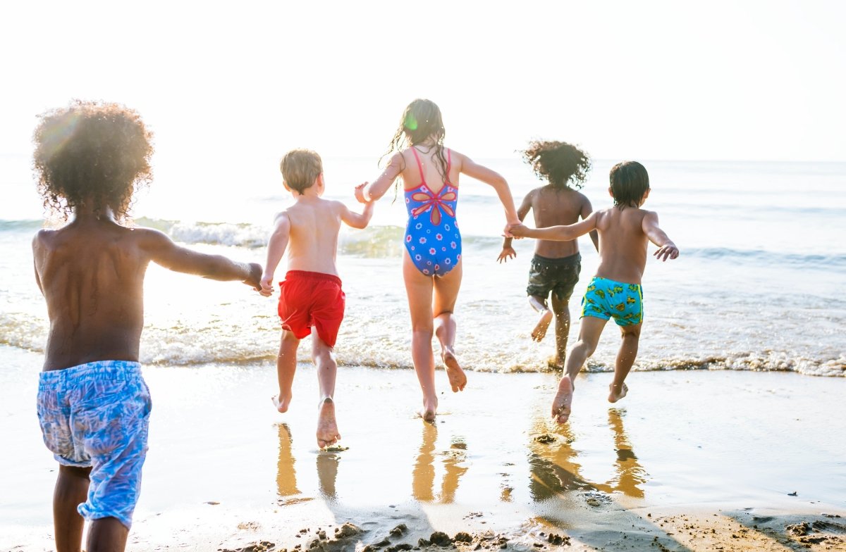 Tips for keeping young children safe at the beach - The California Beach Co.
