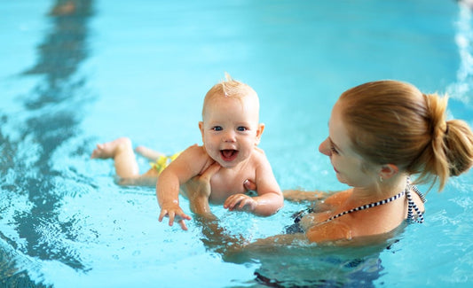 How to Tell When Kids Are Ready to Start Swim Lessons - The California Beach Co.