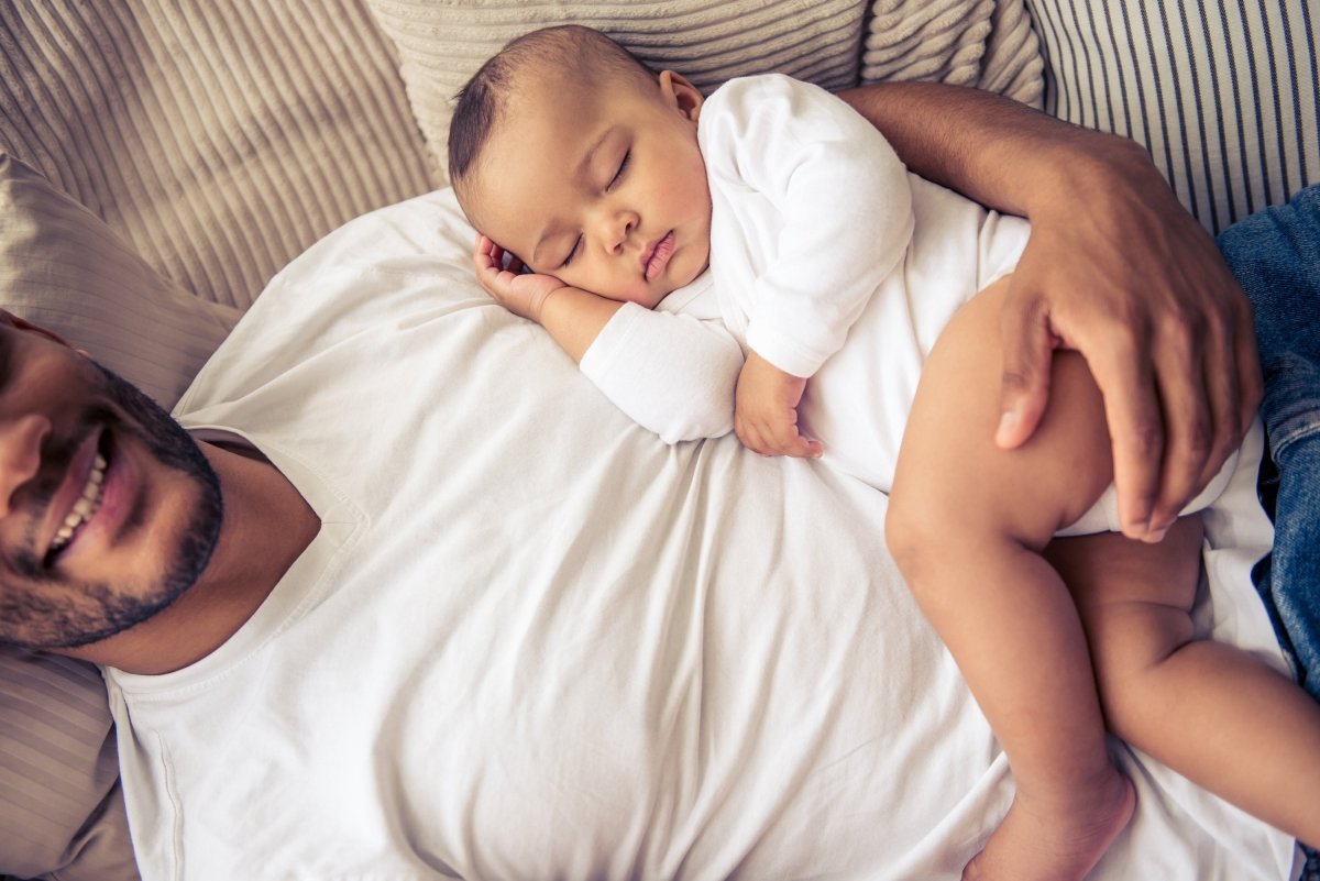 How to Help Your Baby Sleep at Someone Else's Home - The California Beach Co.