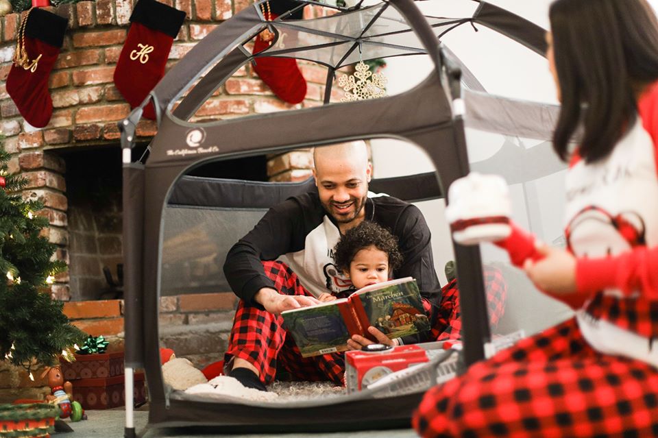 Why You Need the Pop N Go Playpen Under Your Tree This Christmas - The California Beach Co.