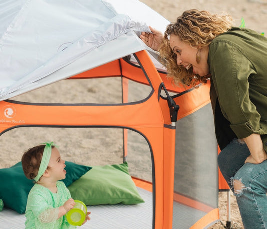 Play Peek-a-Boo with the Pop ‘N Go Playpen
