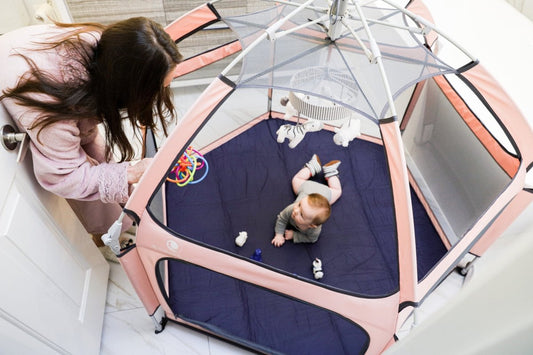 Snuggle Up in the Pop N’ Go Playpen