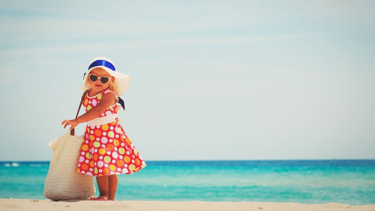 Family beach bag fashion