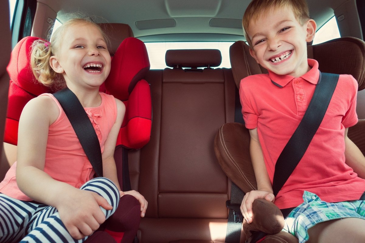 Screen-Free Car Activities to Try with Your Kids - The California Beach Co.
