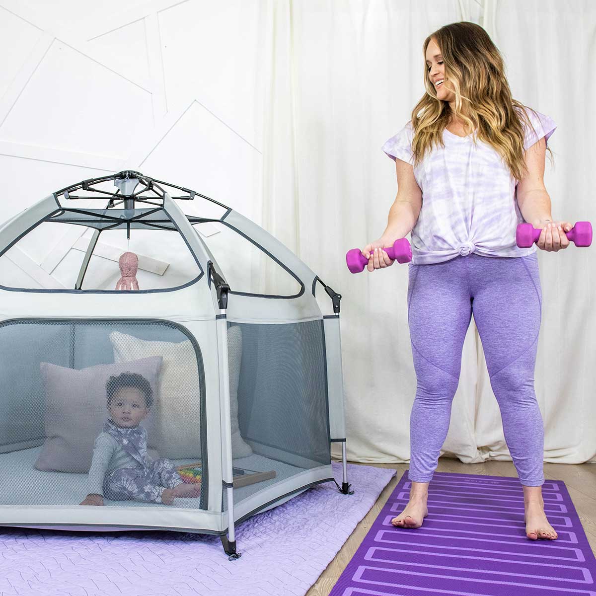 Pop 'N Go® LUXE Playpen Comfort Bundle