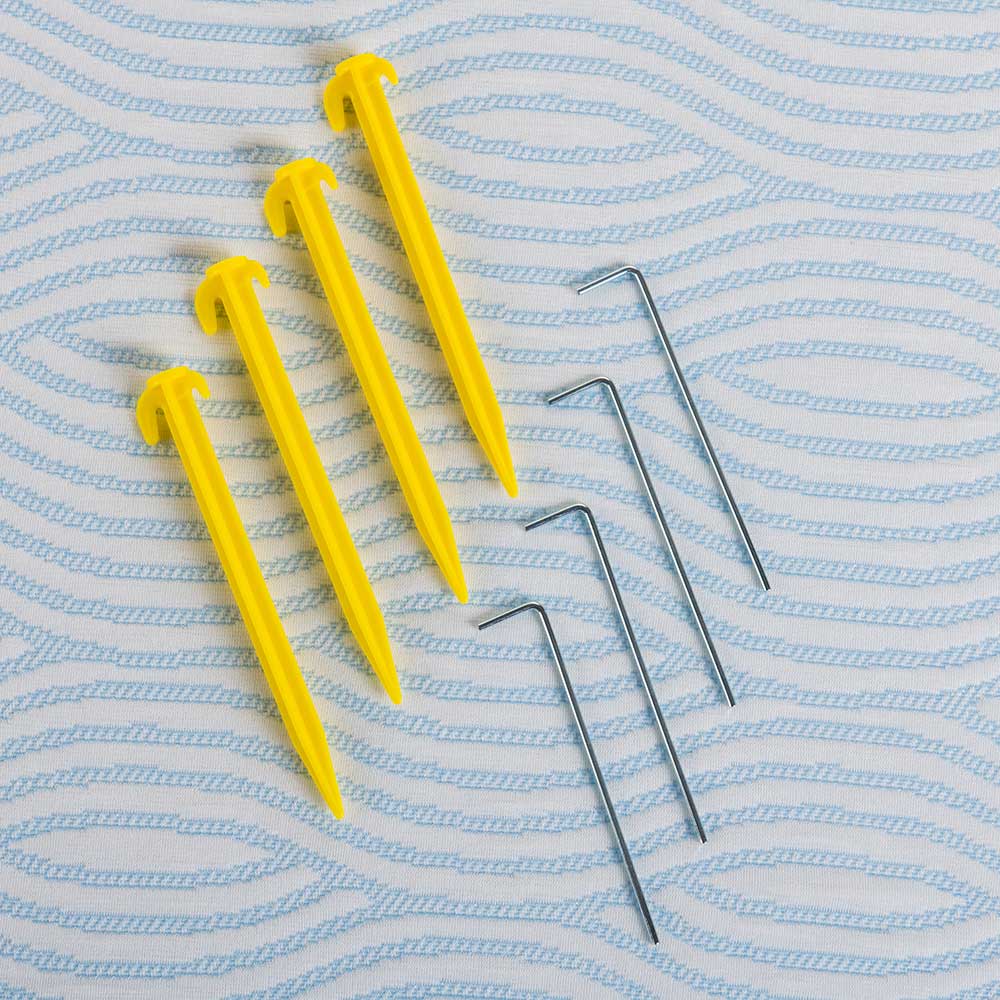 x California Voyager Blanket - Whimsical Waves - The California Beach Co.