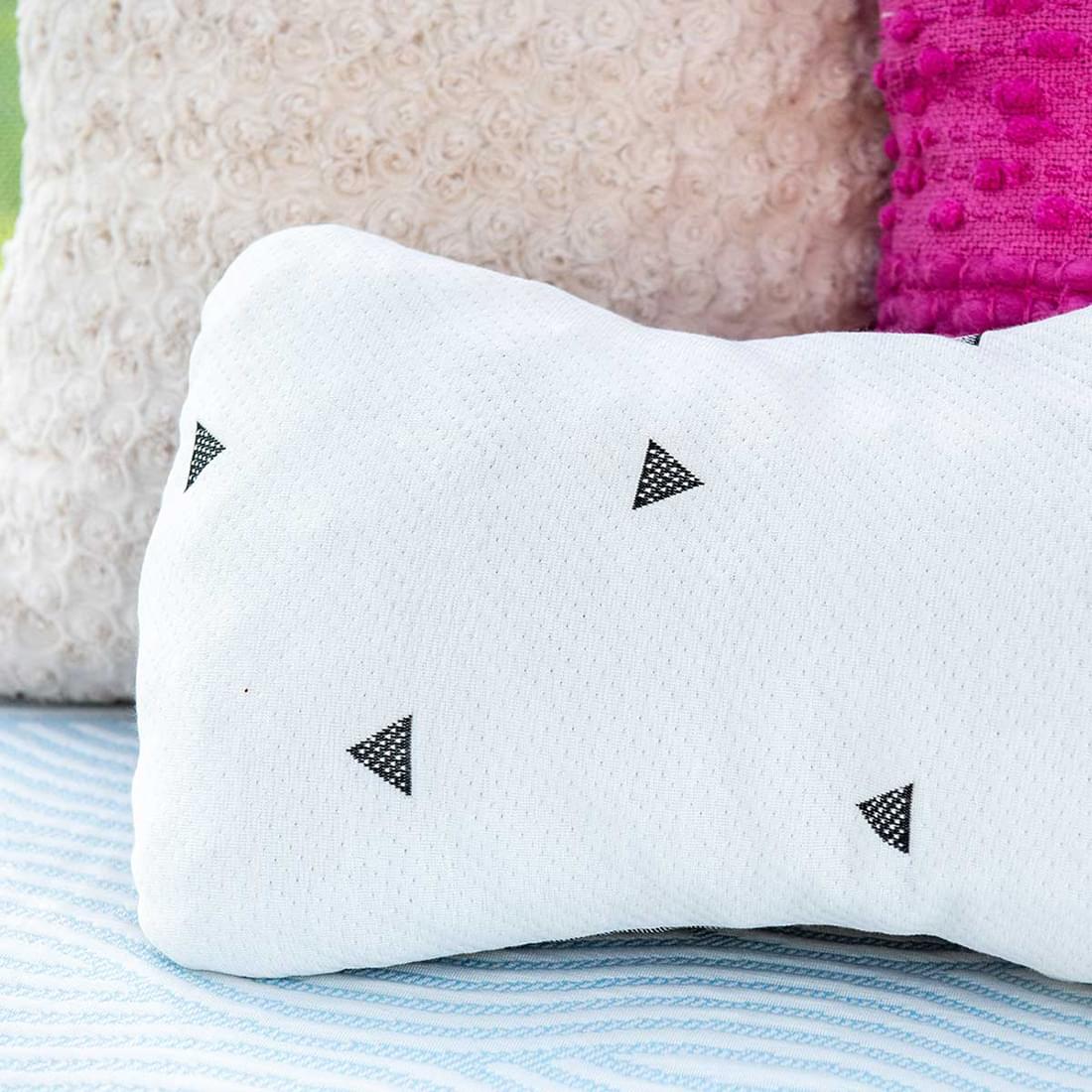 X Voyager Travel Pillow - The California Beach Co.